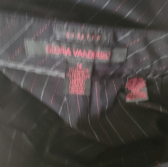 Gloria Vanderbilt dress pants - Picture 3 of 3